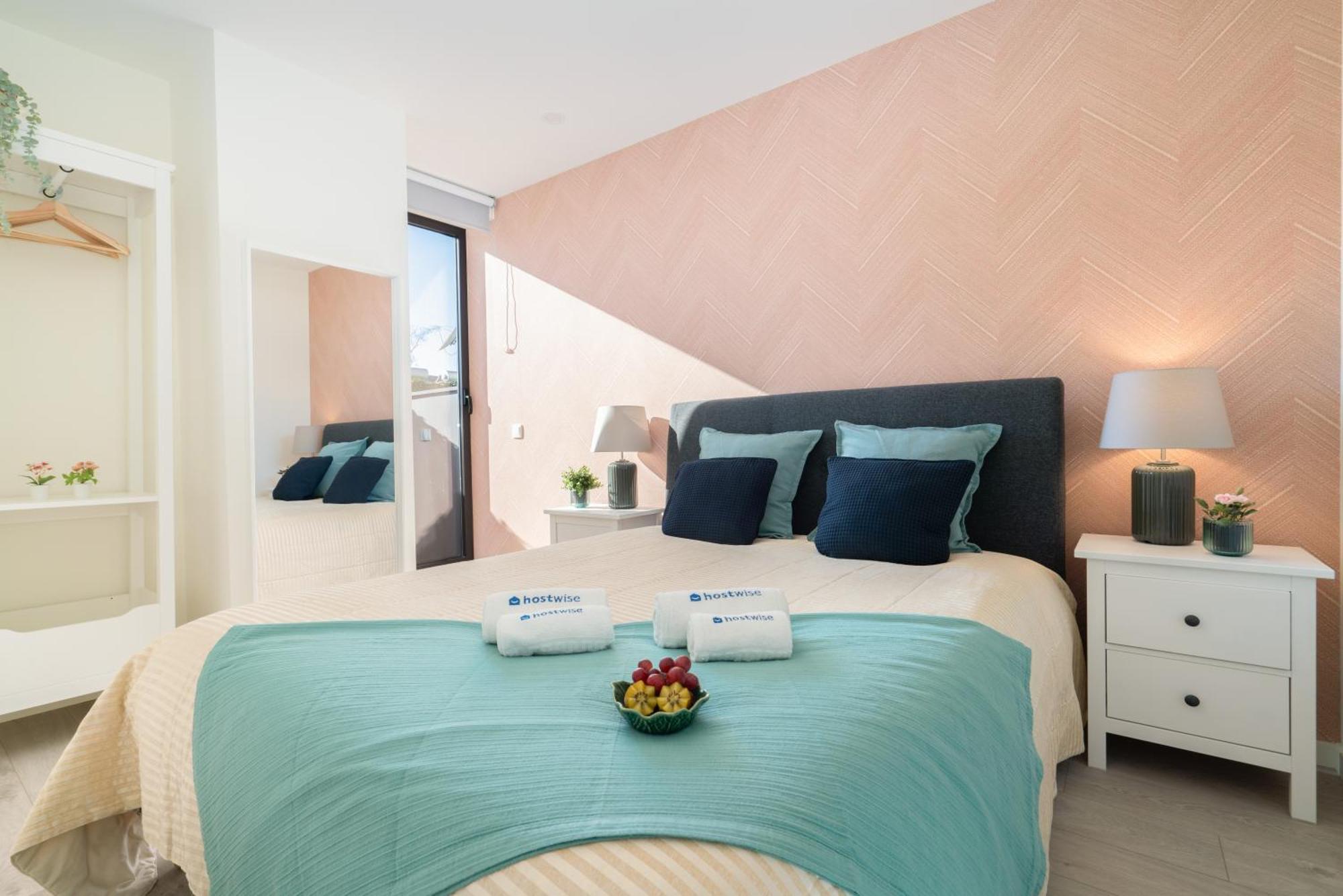 Host Wise - Central Private Flats - Terrace بورتو الغرفة الصورة