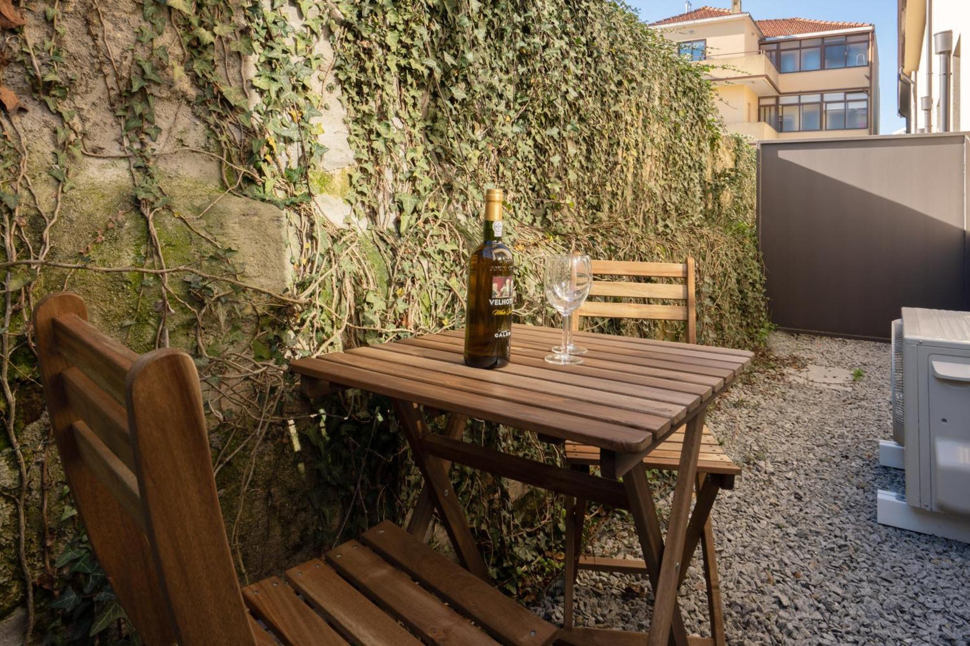 Host Wise - Central Private Flats - Terrace بورتو الغرفة الصورة