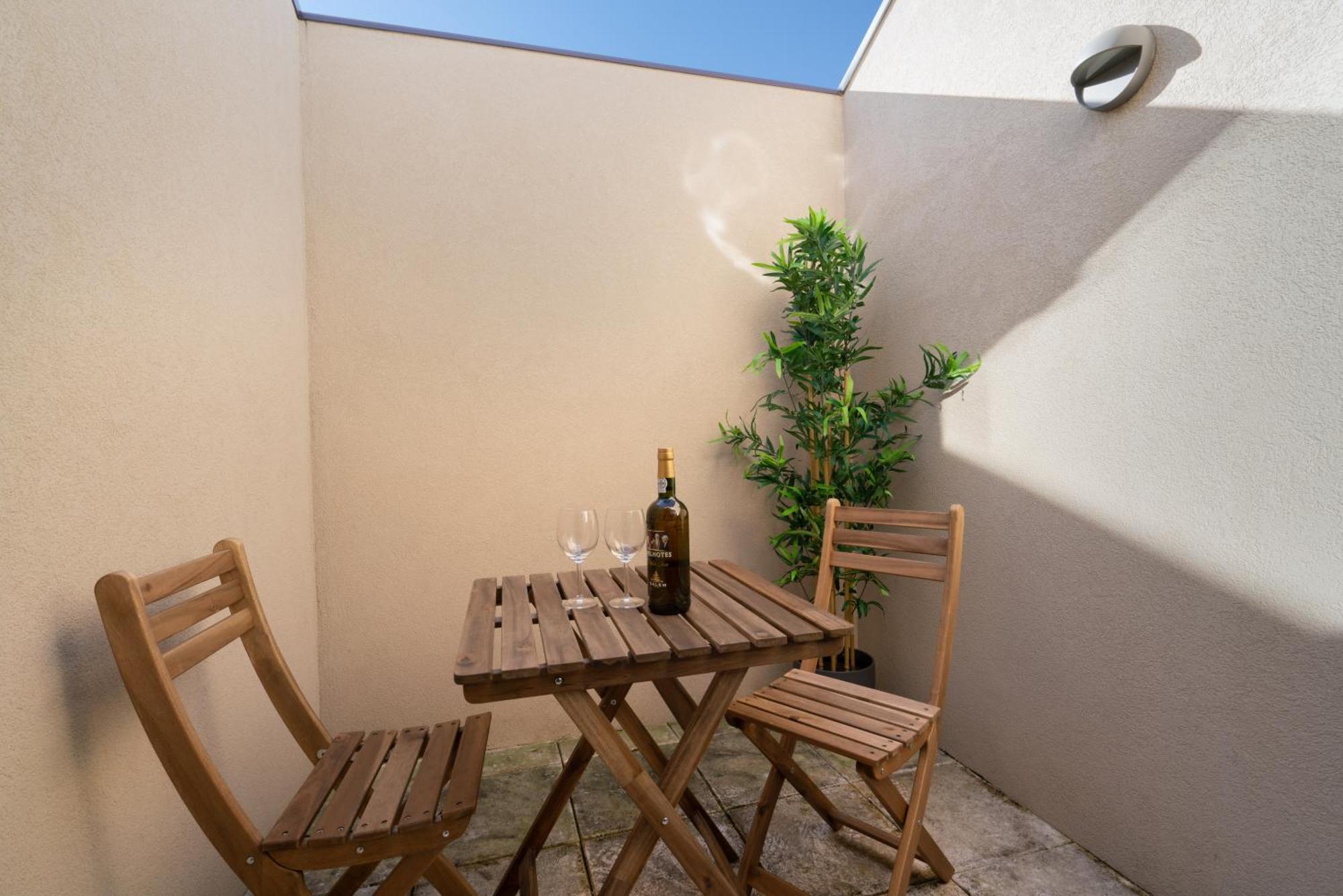 Host Wise - Central Private Flats - Terrace بورتو المظهر الخارجي الصورة